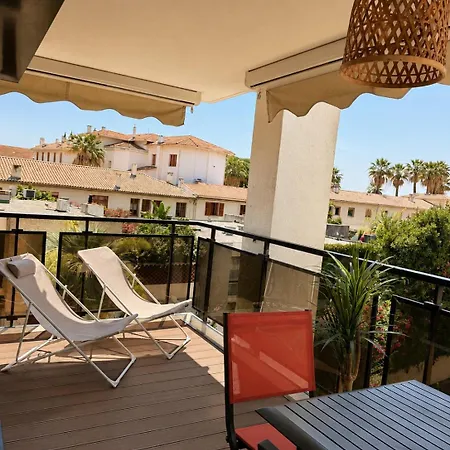 Riviera - One-bedroom Near * Cannes