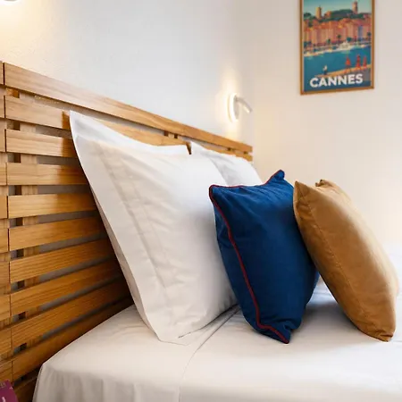 Riviera - One-bedroom Near Apartment